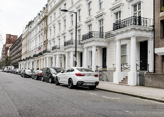 Luxury 2 Bed/Bath Apartment Next To Hyde Park